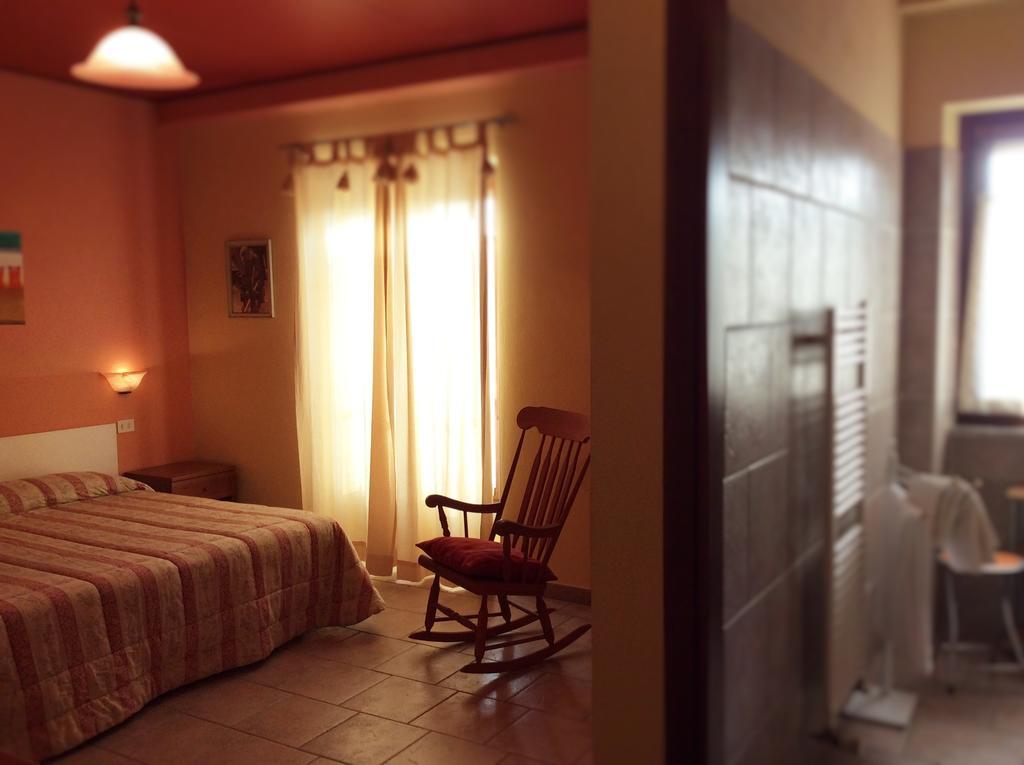 Agriturismo La Mussia Castelnuovo  المظهر الخارجي الصورة