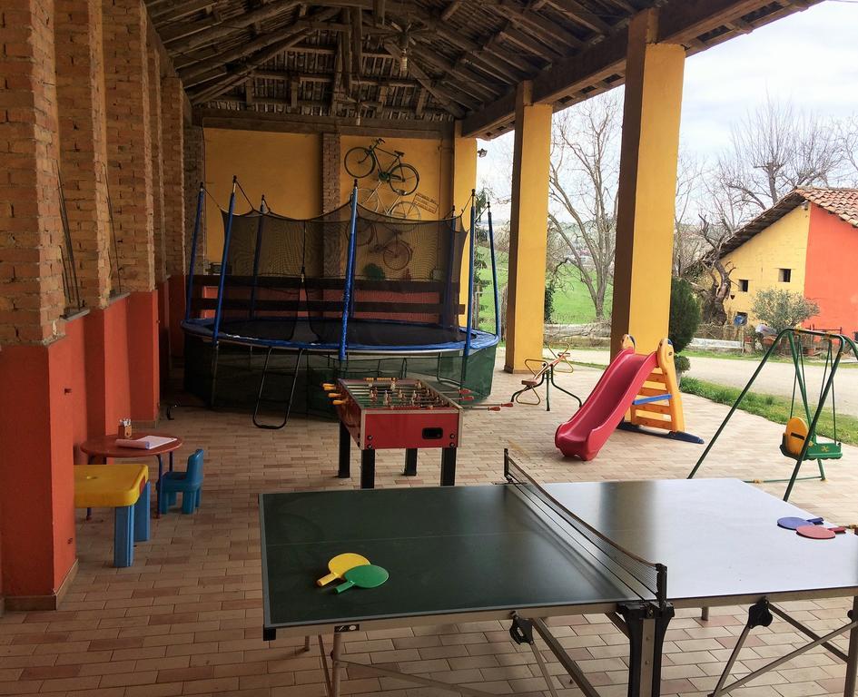 Agriturismo La Mussia Castelnuovo  المظهر الخارجي الصورة